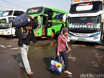 1749056868028-terminal-bekasi-mulai-ramai-pemudik-2_43