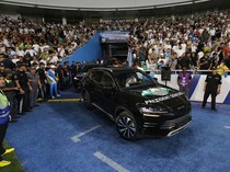 1749704760846-timnas-uzbekistan-lolos-pildun-presiden-kasih-bonus-40-mobil-byd-1749698019039_43