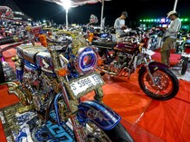 1760289551314-kontes-modifikasi-motor-klasik-di-nganjuk-1760248857280_43