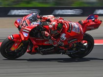 1761369462983-intip-latihan-bebas-motogp-mandalika-2025-1759475513111_43
