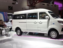 1761369586440-mobil-listrik-esemka-bima-ev-di-iims-2023-5_43