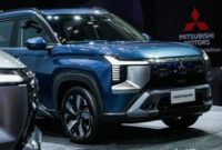 1761456119206-harga-resmi-diumumkan-mitsubishi-destinator-dijual-mulai-rp-385-juta-1753273030312_43