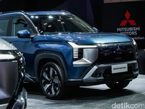 1761456119206-harga-resmi-diumumkan-mitsubishi-destinator-dijual-mulai-rp-385-juta-1753273030312_43
