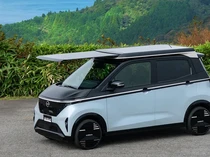 1761564038936-nissan-sakura-solar-panel-1761287587416_43