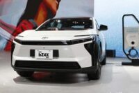 1761628868887-toyota-tampilkan-new-bz4x-produksi-lokal-dan-urban-cruiser-di-giias-2025-1753345809304_43