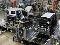 1761650545046-pabrik-daihatsu-1761538107077_43