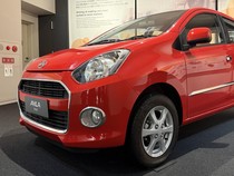 1761650711852-daihatsu-ayla-mejeng-di-jepang-1761635287332_43