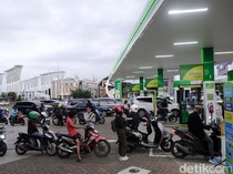 1761888178862-ramai-pengunjung-spbu-swasta-semakin-dilirik-1741430041544_43