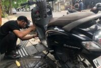 1762406590284-bengkel-di-gresik-kebanjiran-pelanggan-yang-motornya-brebet-usai-isi-pertalite-1761632047517_43