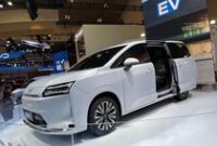 1762492971187-wuling-cortez-darion-meluncur-di-giias-2025-ada-pilihan-hybrid-dan-ev-1753279272775_43