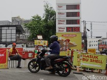 1762925012047-spbu-shell-bintaro-beralih-jualan-minuman-saat-bbm-habis-1758255902543_43