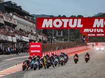 1763313477541-motogp-valencia-2025-sprint-race-motogp-valencia-1763255884245_43
