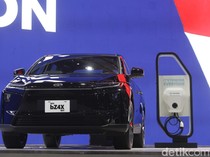 1763615125331-toyota-tampilkan-new-bz4x-produksi-lokal-dan-urban-cruiser-di-giias-2025-1753345809192_43