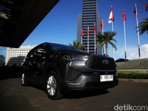 1764047112238-momen-test-drive-toyota-kijang-innova-zenix-yang-nyaman-banget_43