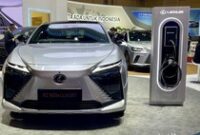 1764133481577-lexus-rz-500e-1764004217097_43