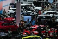 1764759926533-mobil-hybrid-dapat-insentif-3-dorong-penjualan-capai-1-juta-unit-1_43