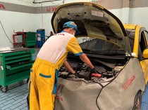 1765019106224-ilustrasi-servis-mobil-honda-di-bengkel-resmi-1764951150922_43