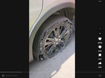 1765083877996-ban-innova-tiba-tiba-pecah-di-tol-1765067339197_43