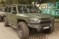 1765386282074-penampakan-mobil-maung-yang-diproduksi-pt-pindad_43