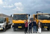 1765429498920-truk-fuso-di-lamongan-1765382882330_43