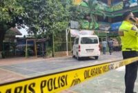 1765451089260-mobil-mbg-menabrak-sejumlah-siswa-di-sdn-kalibaru-01-cilincing-jakarta-utara-1765422335965_43