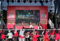 1765537493667-daihatsu-kumpul-sahabat-menyapa-masyarakat-malang-acara-ini-digelar-pada-minggu-71225-di-lapangan-rampal-malang-jawa-timur-1765081370951_43