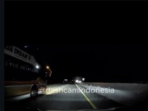 1765537501536-sopir-bus-po-rosalia-indah-ugal-ugalan-di-tol-trans-jawa-1765458547263_43