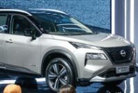 1765710297480-potret-nissan-x-trail-e-power-harganya-tak-sampai-rp-800-juta-1753269605878_43