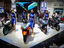 1766401493985-mejeng-di-imos-2023-yamaha-aerox-tampil-lebih-fresh-1_43