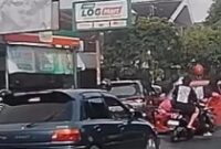 1766833475237-daihatsu-ayla-lawan-arah-1766631739815_43