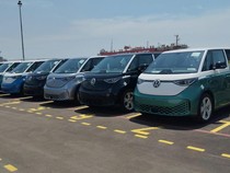 1767265641393-vw-id-buzz-tiba-di-tanah-air-siap-dikirim-ke-konsumen-1747181218619_43