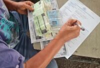 1767589561462-ada-pemutihan-pajak-kendaraan-warga-membludak-di-samsat-kota-bekasi-1744431271179_43