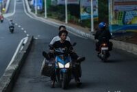 1767762307324-bandel-pemotor-nekat-lawan-arah-di-kalimalang-1765451128555_43