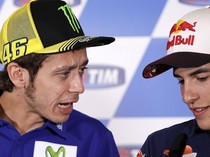 1768021494245-valentino-rossi-dan-marc-marquez-1766134343051_43