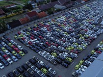 1769166308808-potret-penjualan-mobil-di-ri-1_43